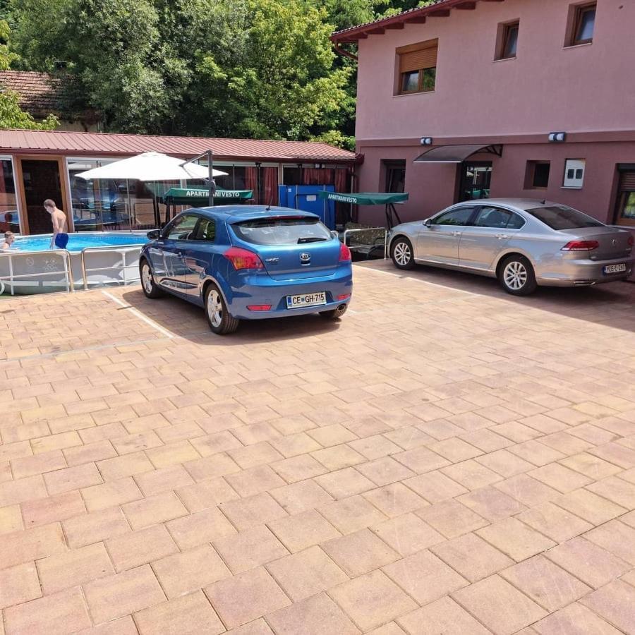 Apartmani Vesto Banja Luka Exteriör bild