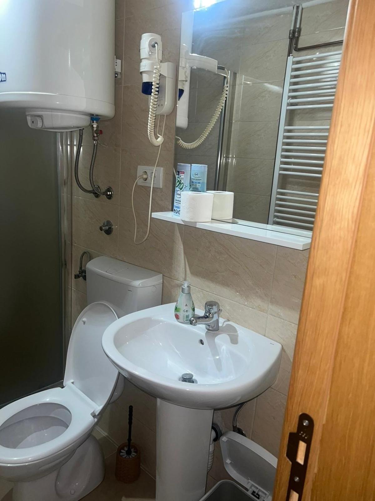Apartmani Vesto Banja Luka Exteriör bild