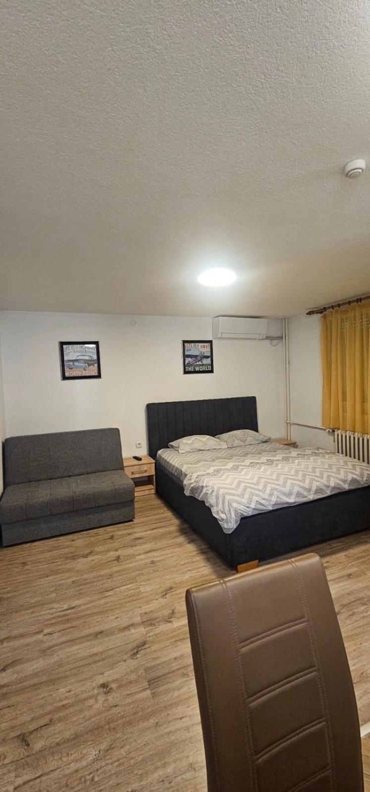 Apartmani Vesto Banja Luka Exteriör bild
