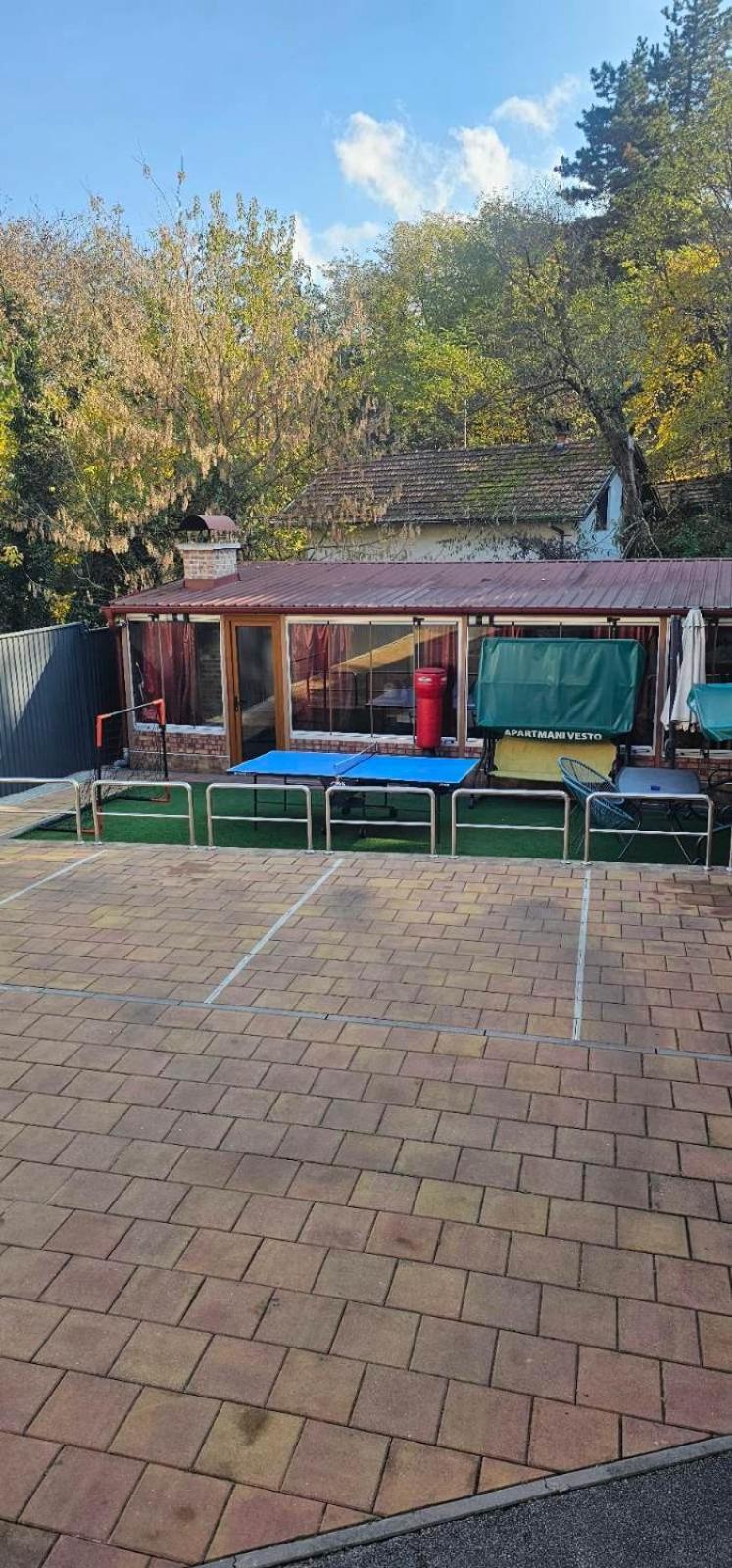 Apartmani Vesto Banja Luka Exteriör bild