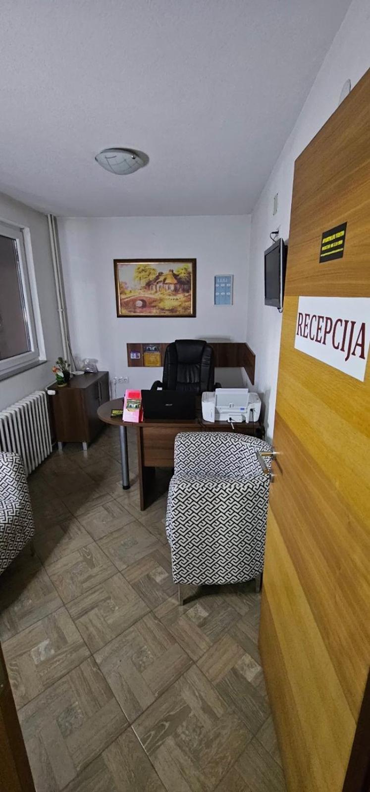 Apartmani Vesto Banja Luka Exteriör bild
