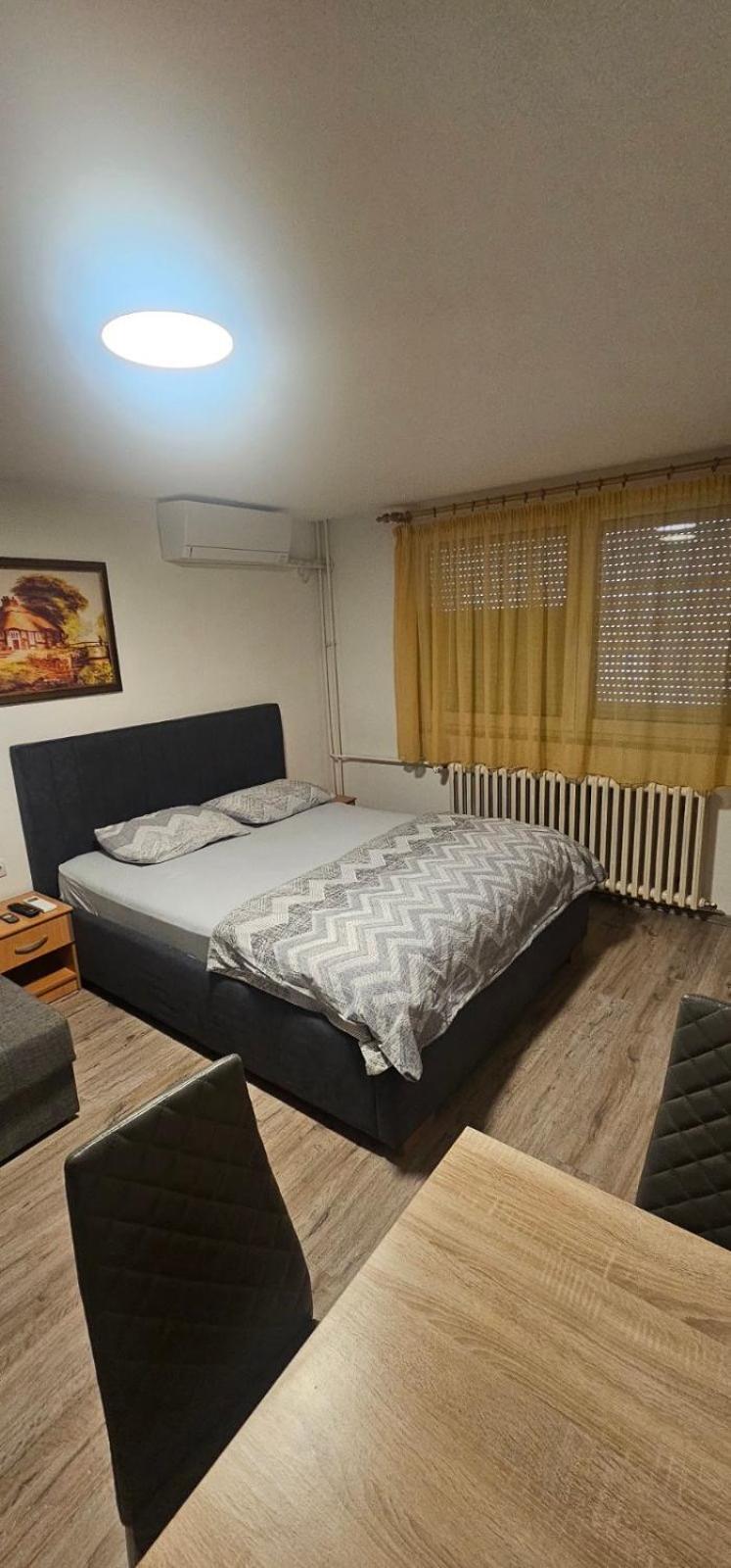 Apartmani Vesto Banja Luka Exteriör bild